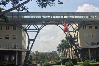 Cầu nối toàn nhà FPT - Công Ty CP Xây Dựng Thương Mại Phú An Gia